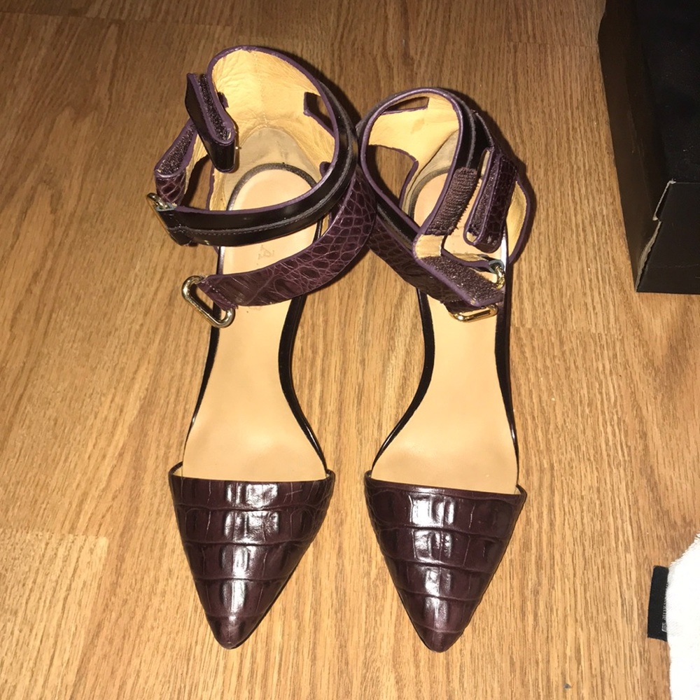 L.A.M.B Pump in US 6.5